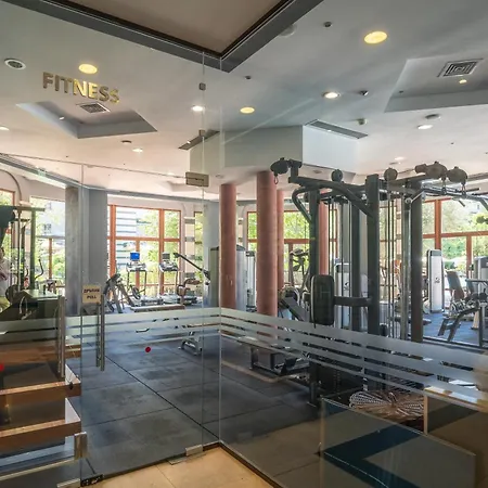 Apartment за гости затворен комплекс емералд
