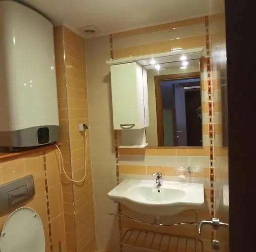 за гости затворен комплекс