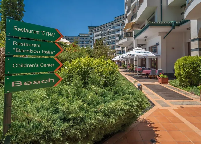 за гости затворен комплекс