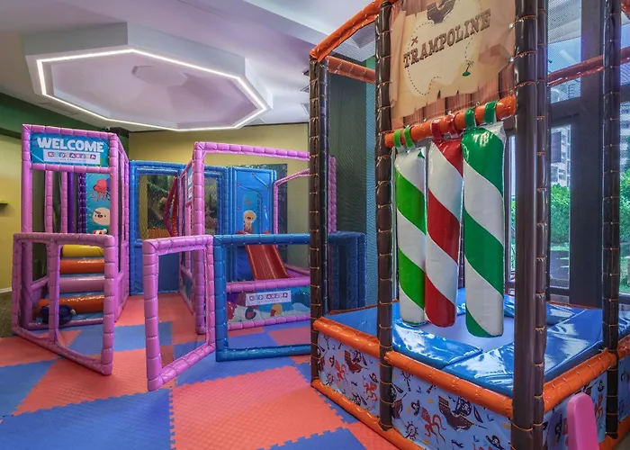 за гости затворен комплекс * Равда