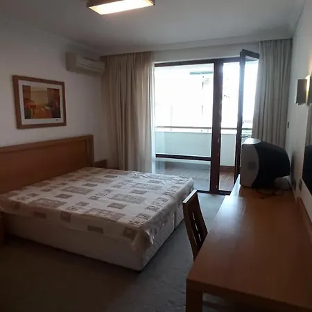 Apartamento за гости затворен комплекс емералд Ravda