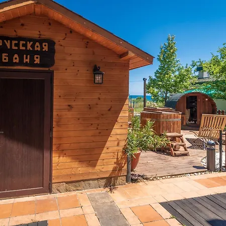 за гости затворен комплекс емералд Apartamento *