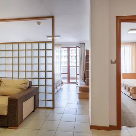 Apartment за гости затворен комплекс емералд