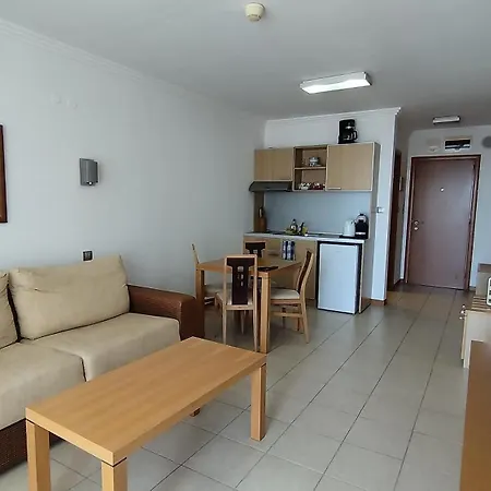 Apartment за гости затворен комплекс емералд Rawda