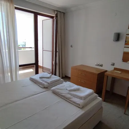 Apartment за гости затворен комплекс емералд Rawda