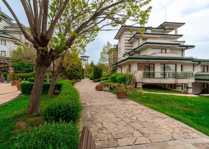 Appartement за гости затворен комплекс емералд